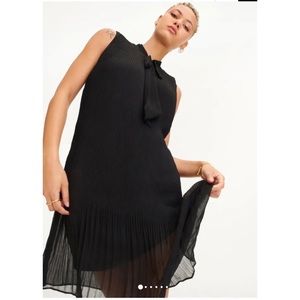 DKNY Black Sleeveless Pleated Dress Woman’s 4